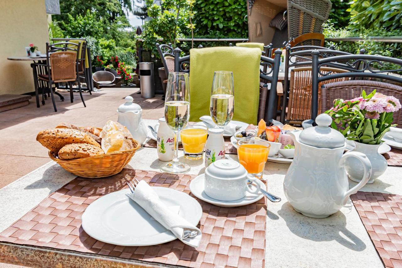 Parkhotel Sonnenberg Eltville am Rhein Eksteriør billede