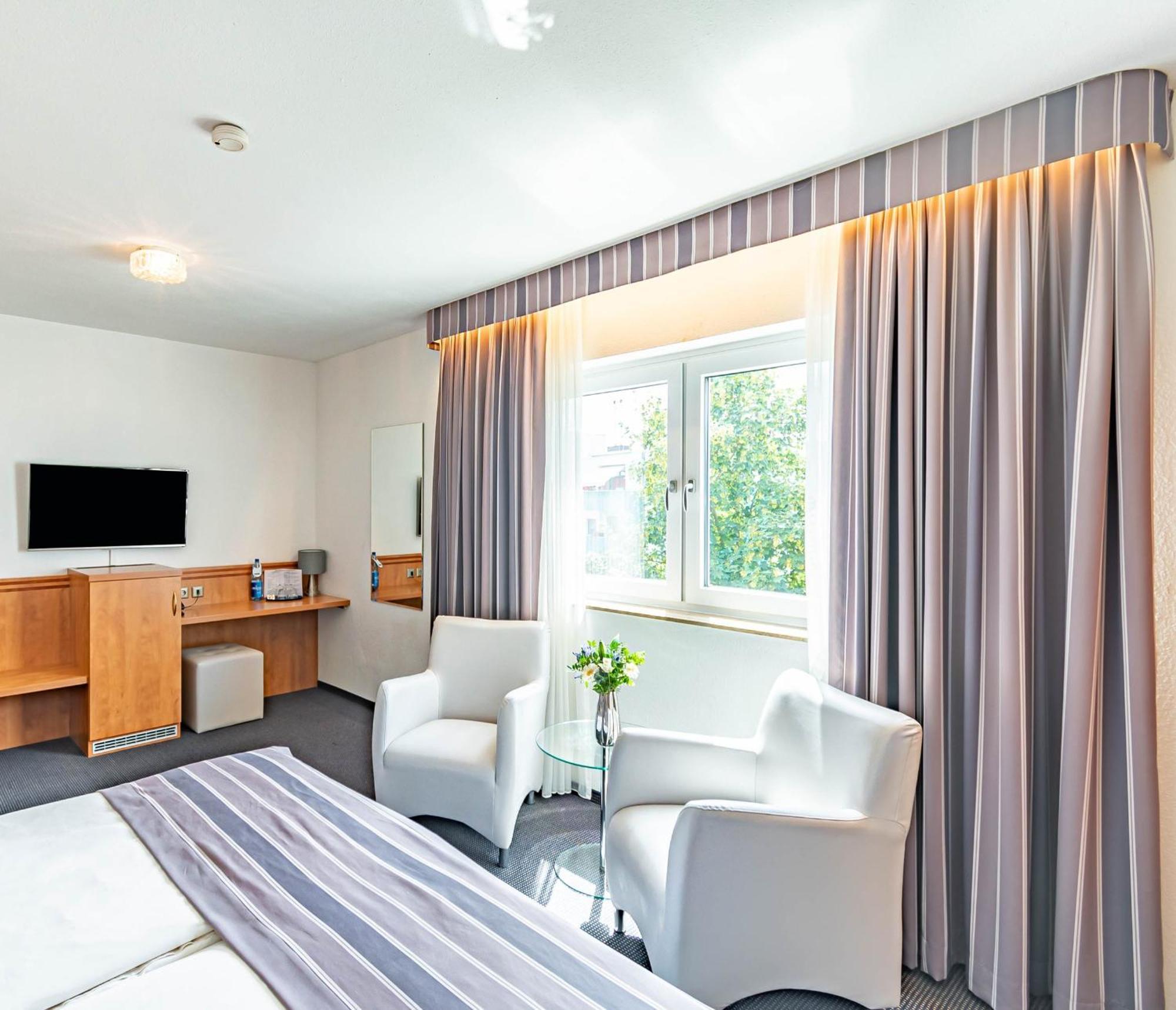 Parkhotel Sonnenberg Eltville am Rhein Eksteriør billede